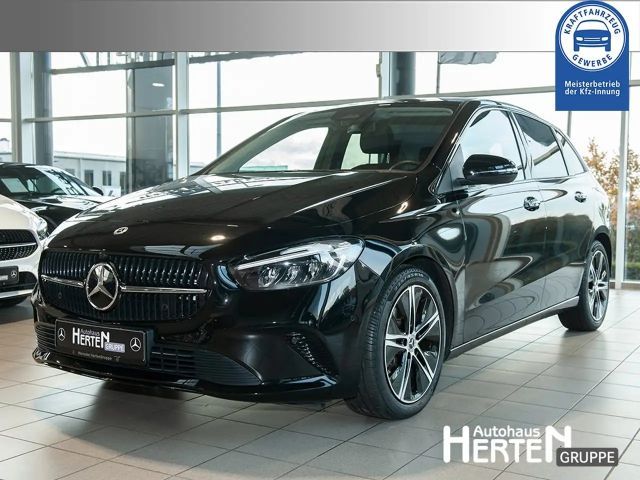 Mercedes-Benz B 250 2023 Benzine