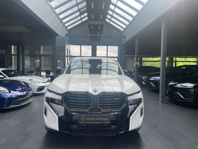 BMW XM 2023 Hybride / Benzine