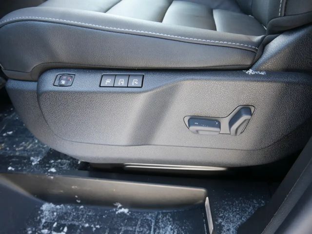 Peugeot Traveller