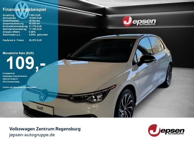 Volkswagen Golf MOVE eTSI DSG LED PDC SHZ NEBEL KlimaA 2025 Benzine