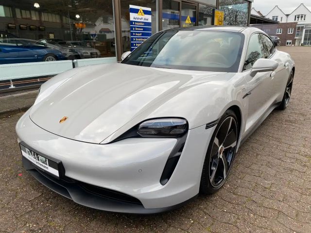 Porsche Taycan 4S PANO/PERFORM-BATT.-PLUS/UVP:149.000€ 2020 Elektrisch