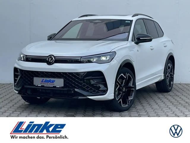 Volkswagen Tiguan 1.5 TSI eHybrid DSG HUD/AHK/Pano/DCC Pro 2024 Hybride / Benzine