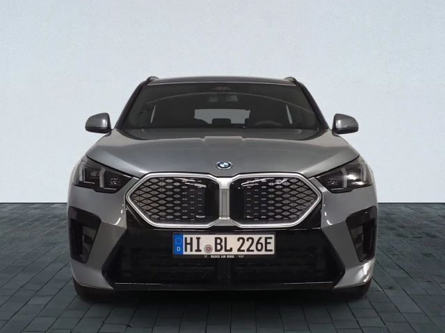 BMW iX2