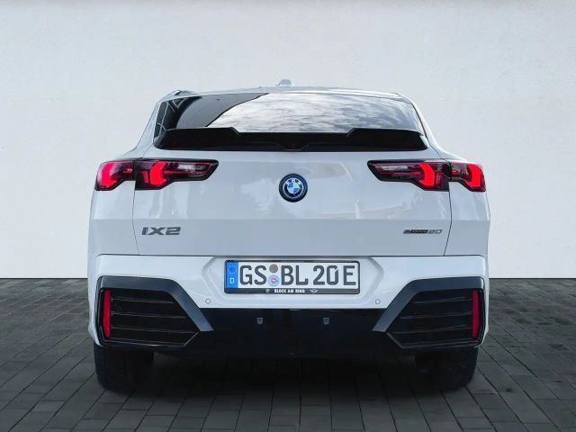 BMW iX2