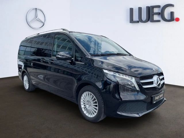 Mercedes-Benz V 220
