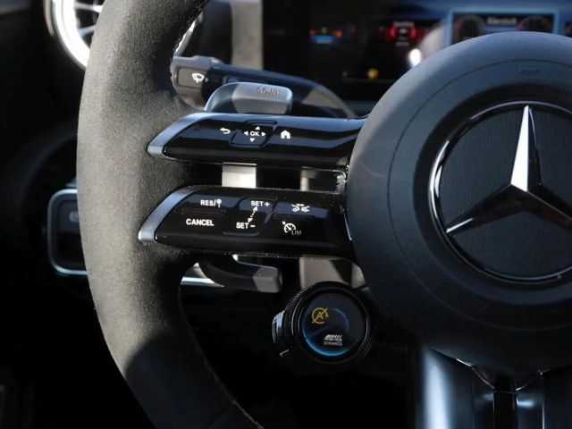 Mercedes-Benz CLA 45 AMG