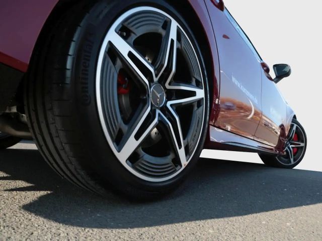 Mercedes-Benz CLA 45 AMG
