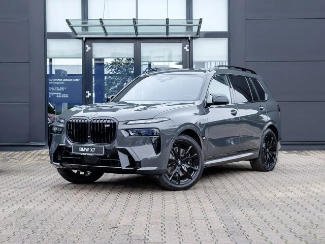 BMW X7 M 2024 Benzine