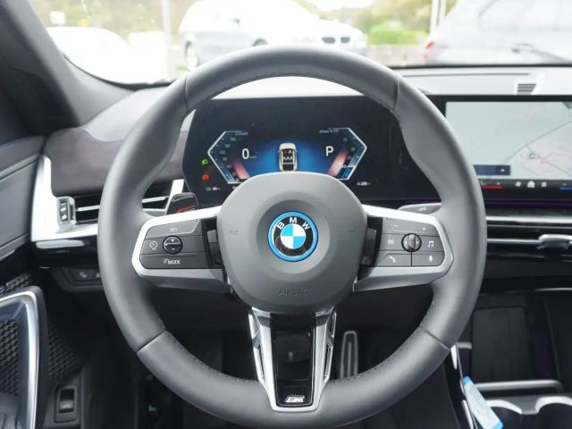 BMW iX2