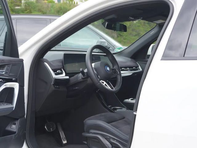 BMW iX2