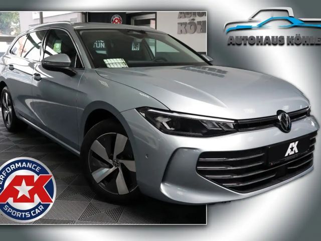 Volkswagen Passat Variant Variant 1.5 eTSI Business AHK Massage Matrix DAB 2024 Benzine