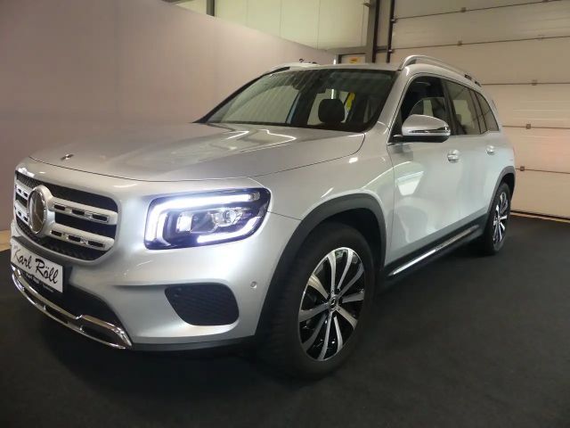 Mercedes-Benz GLB 200 7G-DCT, PROGRESSIVE, MBUX High End, Distronic 2023 Benzine