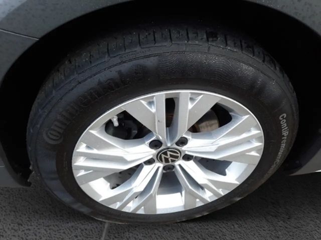 Volkswagen Passat Alltrack