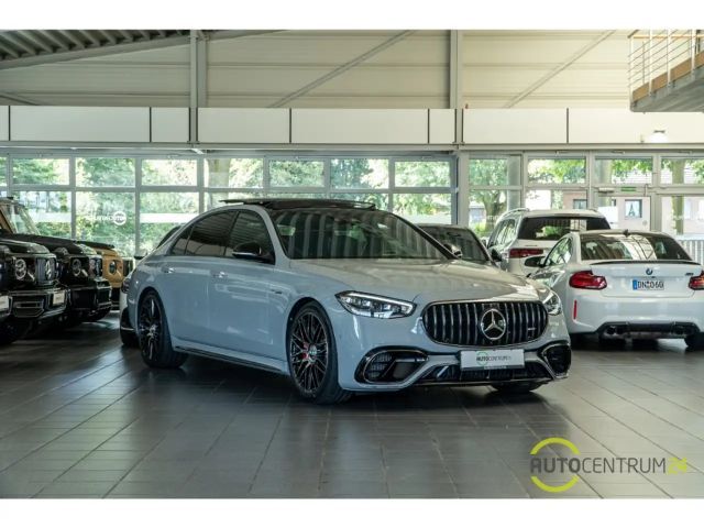 Mercedes-Benz S 63 AMG 2023 Hybride / Benzine