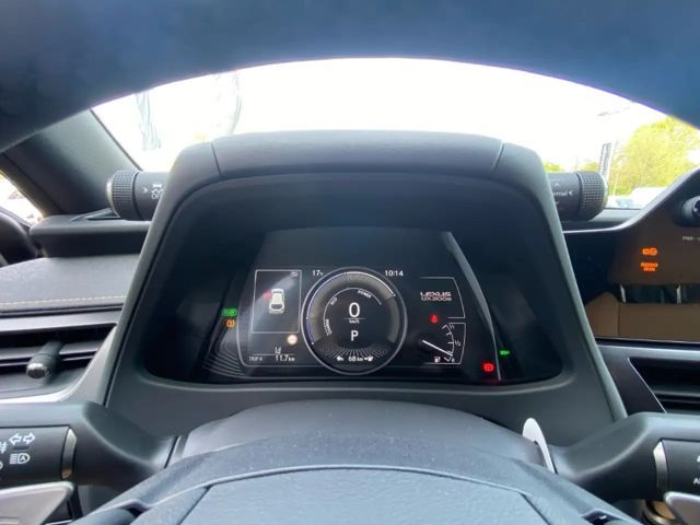 Lexus UX 300e