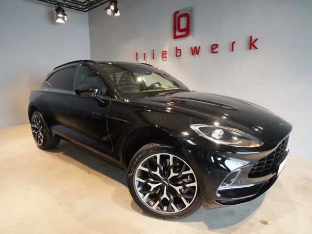 Aston Martin DBX 2022 Benzine
