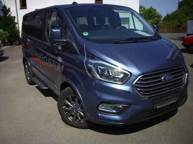 Ford Tourneo Custom