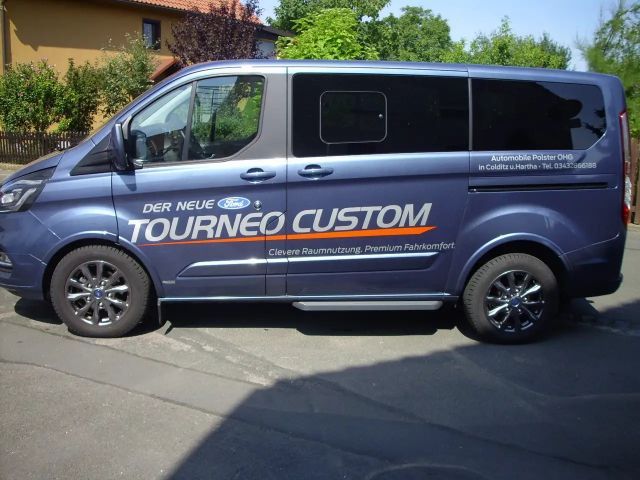 Ford Tourneo Custom