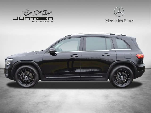 Mercedes-Benz GLB 220