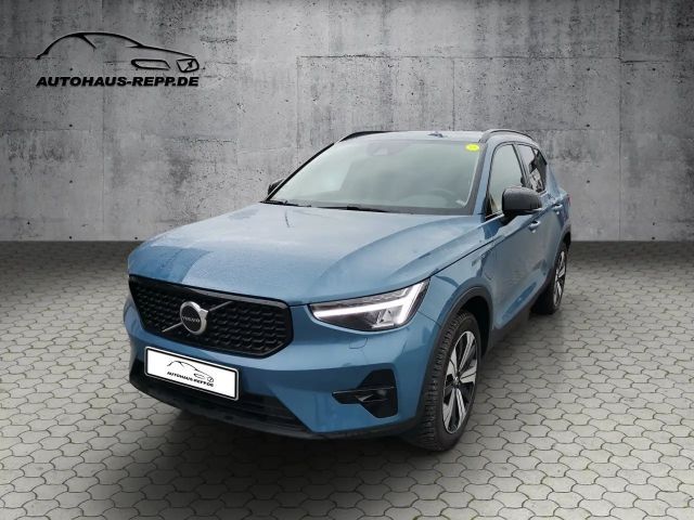 Volvo XC40 T5 Plug-in Hybrid, Elektrisch/Benzin, Plus Dark 2023 Hybride / Benzine