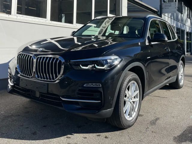 BMW X5 xDrive30d AHK, Driving Assistant, Leder 2020 Diesel