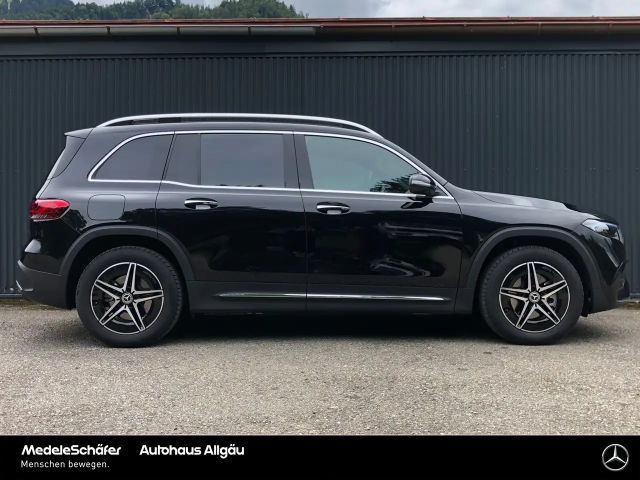 Mercedes-Benz EQB 300