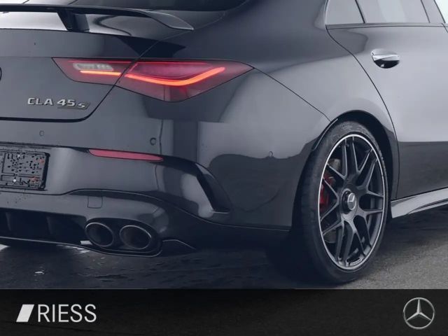 Mercedes-Benz CLA 45 AMG
