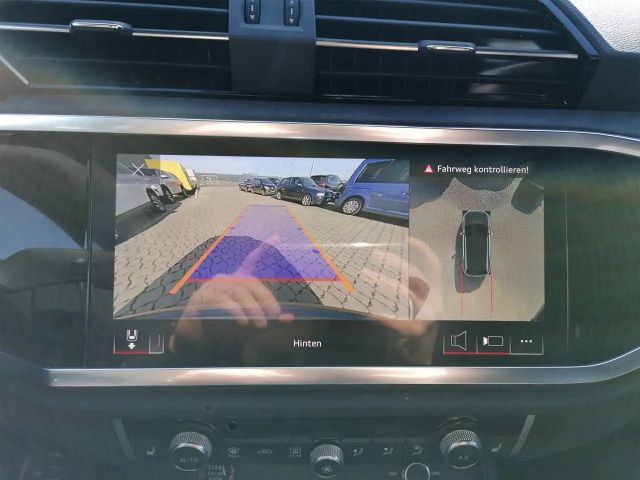 Audi RS Q3