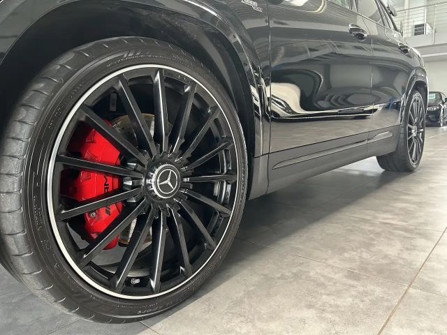 Mercedes-Benz GLA 35 AMG