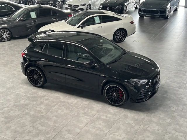 Mercedes-Benz GLA 35 AMG