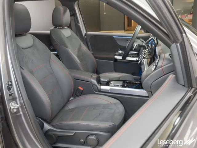 Mercedes-Benz EQB 300