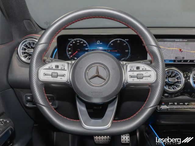Mercedes-Benz EQB 300