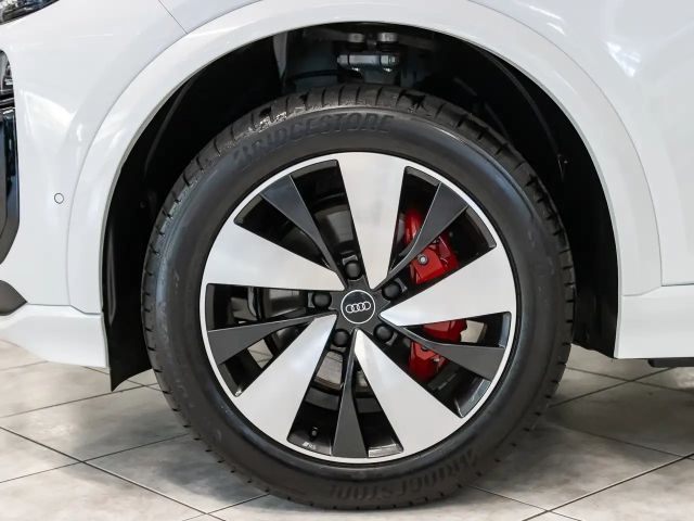 Audi Q6