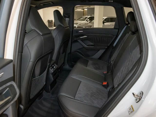 Audi Q6
