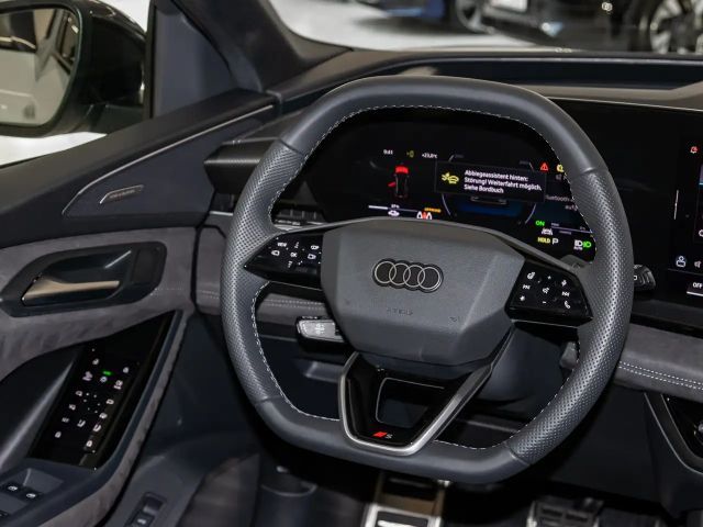 Audi Q6