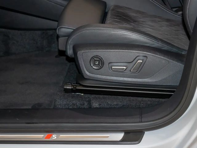 Audi Q6