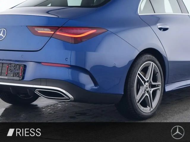 Mercedes-Benz CLA 220