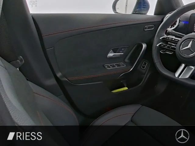 Mercedes-Benz CLA 220