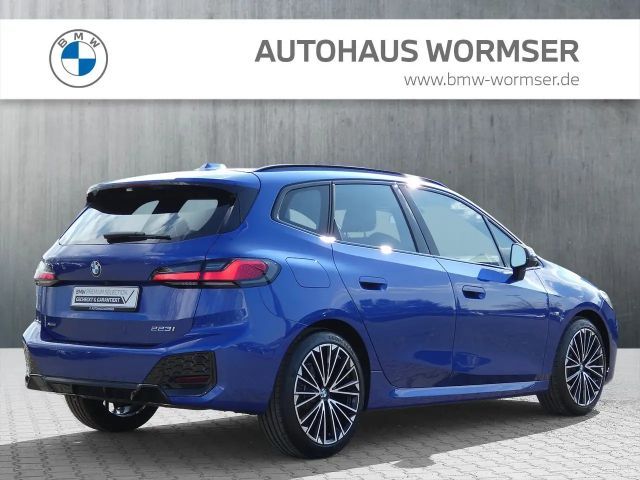 BMW 223