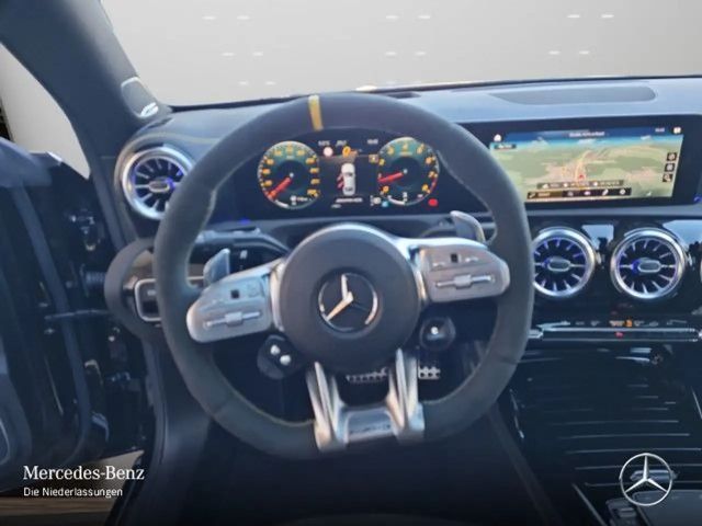 Mercedes-Benz CLA 45 AMG