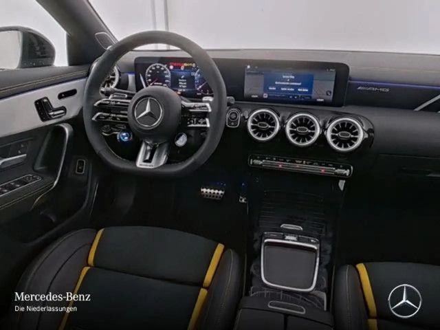 Mercedes-Benz CLA 45 AMG
