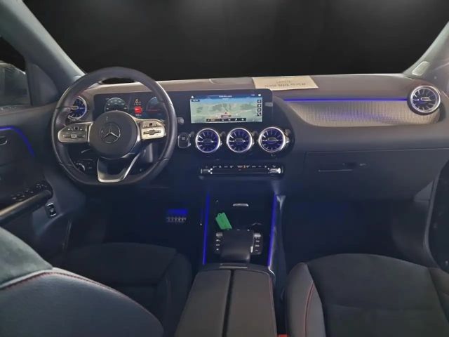 Mercedes-Benz EQA 300