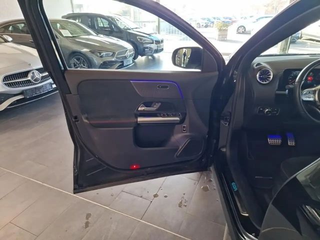 Mercedes-Benz EQA 300