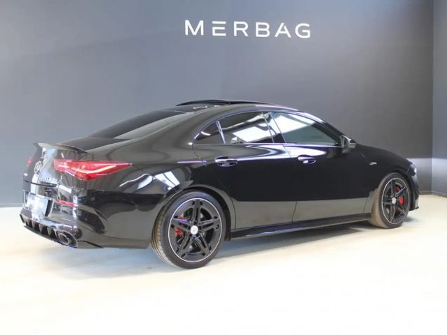 Mercedes-Benz CLA 35 AMG