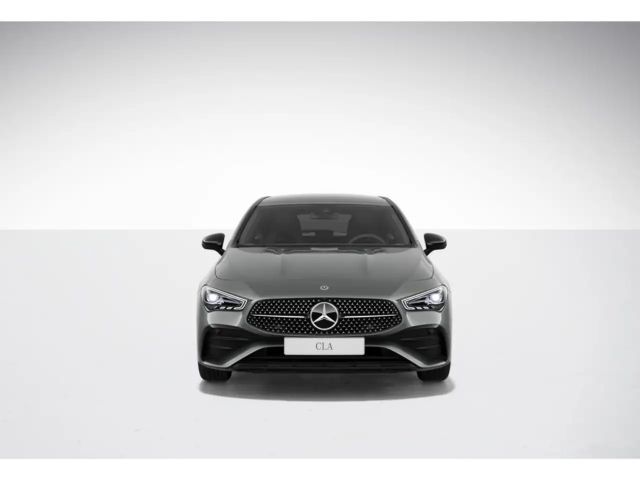 Mercedes-Benz CLA 220