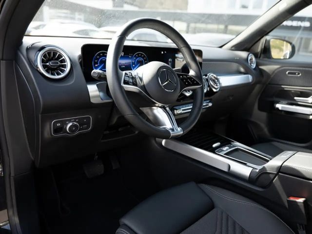 Mercedes-Benz EQB 350
