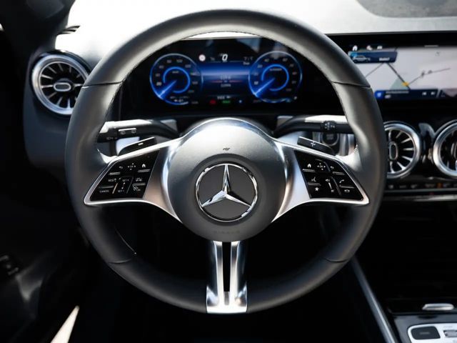 Mercedes-Benz EQB 350