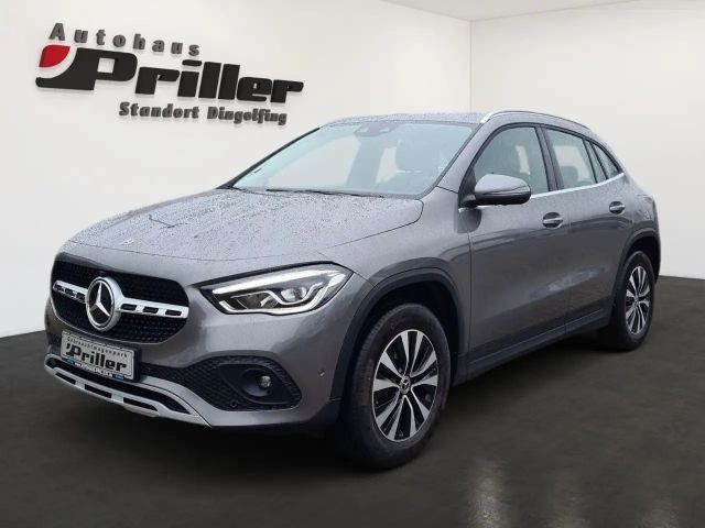 Mercedes-Benz GLA 250 2020 Benzine