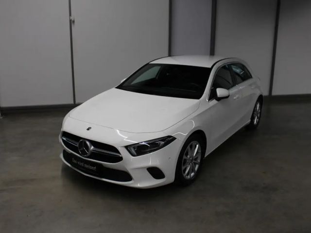 Mercedes-Benz A 180 Progressive Multibeam LED 360° Kamera MBUX 2021 Benzine