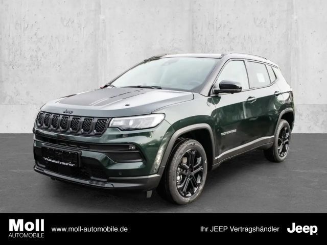 Jeep Compass e-Hybrid MY25 North Star Premium & Sicherheits-Pak 2025 Benzine
